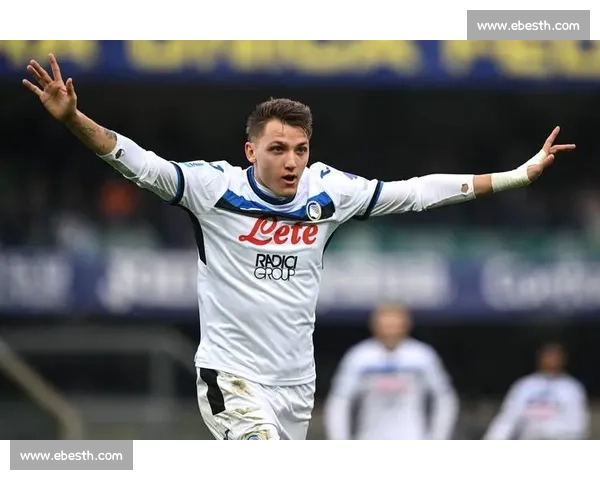 米兰锋线引援两难:DV9 薪资鸿沟难跨越,雷特吉 6000 万标价成障碍 米兰锋线引援两难:DV9 薪资鸿沟难跨越,雷特吉 6000 万标价成障碍