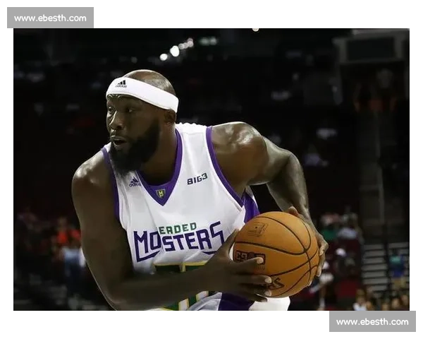 比斯利盛赞埃文斯篮板超魔兽：单场 20 板如探囊取物