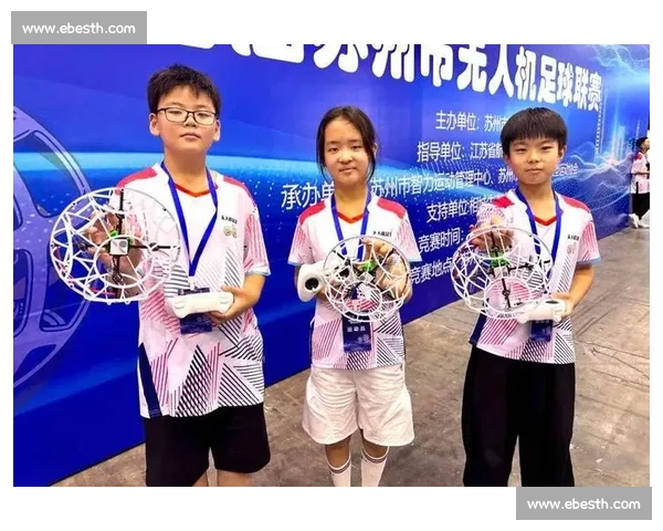 苏州启幕 “空中苏超”！首届无人机足球联赛点燃科技竞技热潮