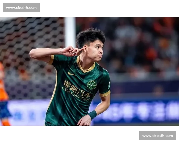 李嗣镕留洋三年零球零助攻 回国无人问津：畸形青训模式何时休？